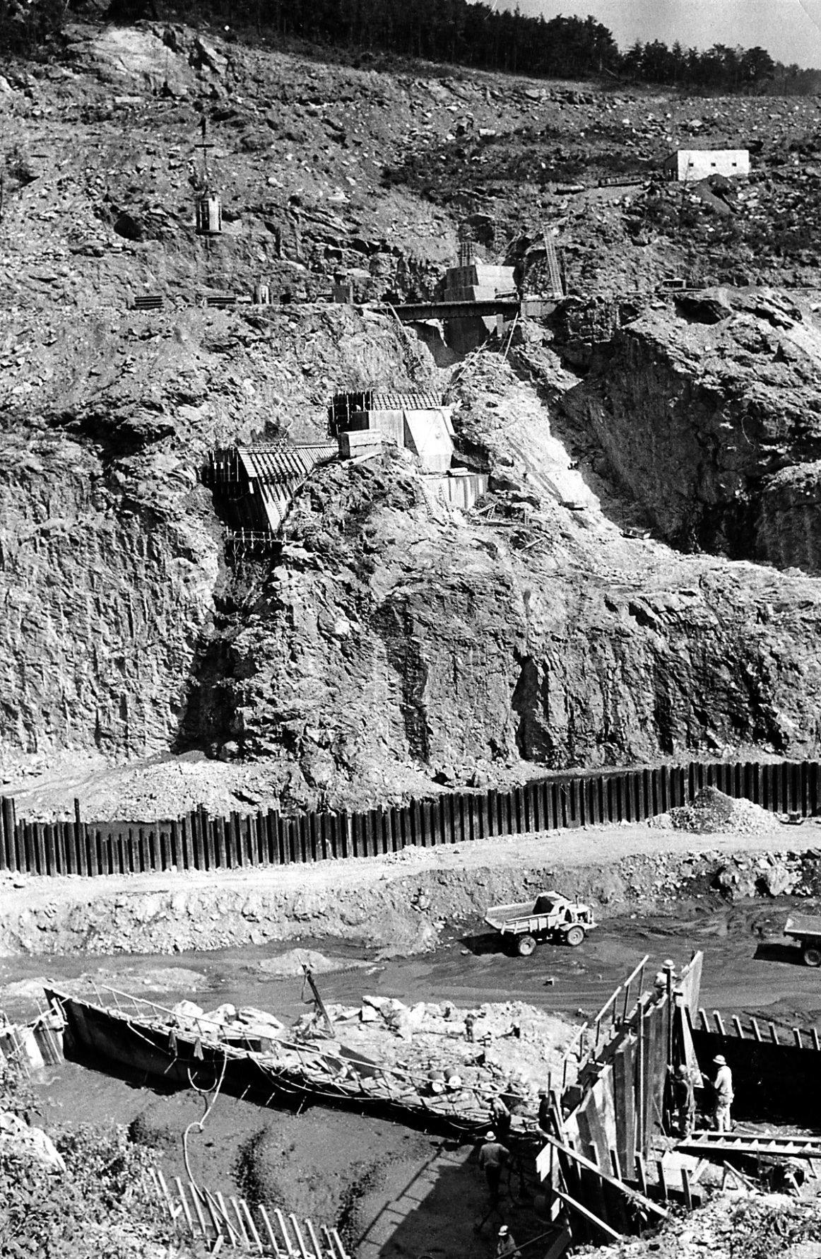 Smith Mountain Dam Oct. 11, 1961